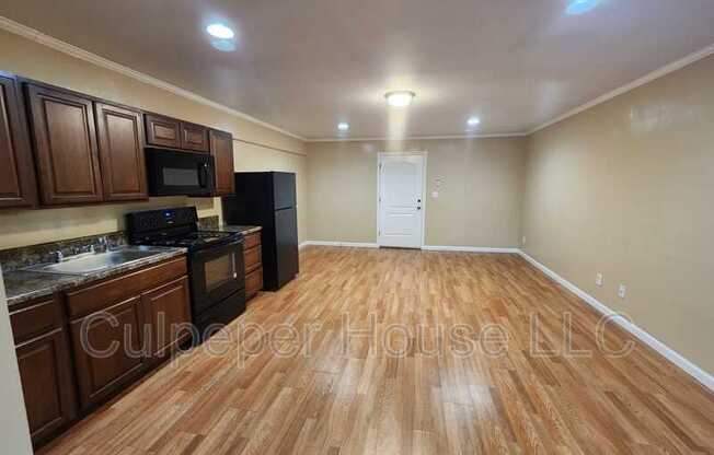 2854 W SYLVANIA