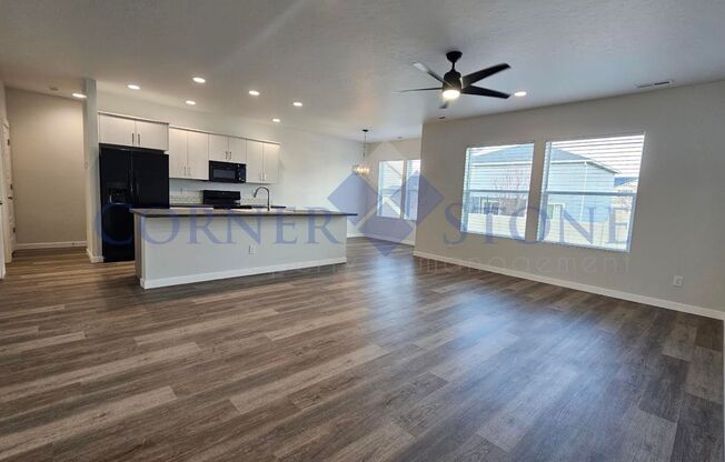 MOVE IN NOVEMBER RENT FREE!! Brand New Home in Memory Ranch!