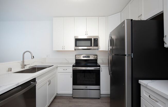 3 beds, 2 baths, 1,105 sqft, $3,495, Unit 239