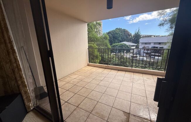 2 beds, 2 baths, $3,000, Unit # 320