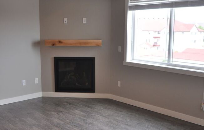 2 beds, 2.5 baths, $2,195, Unit 315