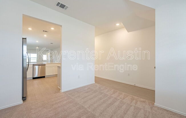 200 CAMARGUE DR