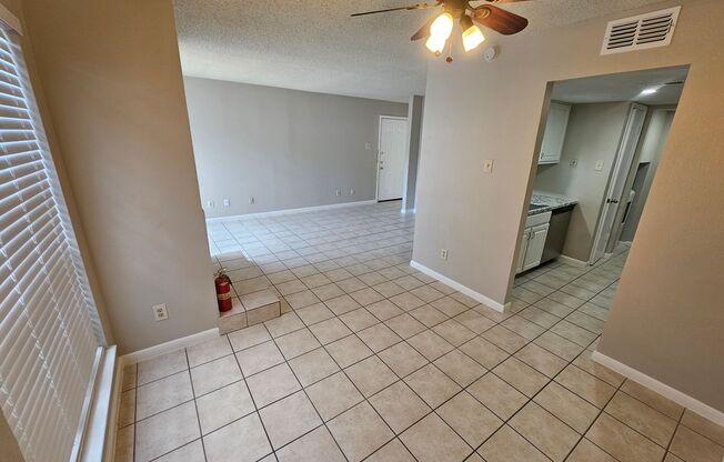 2 beds, 1.5 baths, $1,395