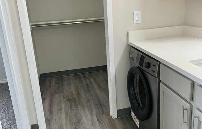 2 beds, 2 baths, 853 sqft, $1,600, Unit 615