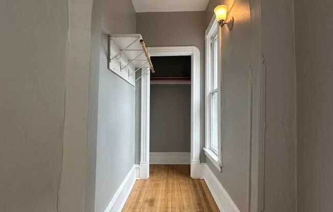 2711 Aldrich