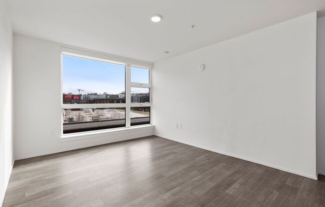 Studio, 1 bath, 320 sqft, $1,195, Unit 701