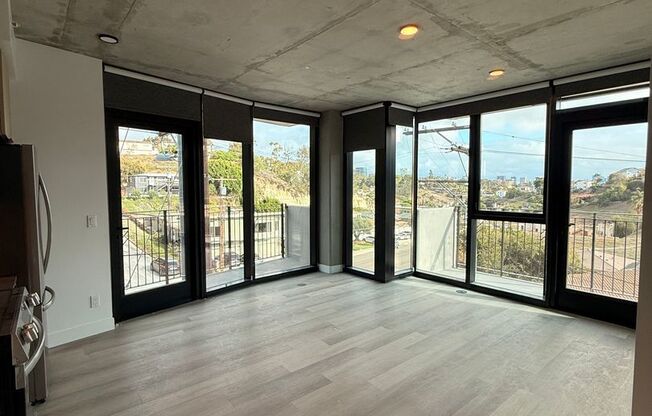 2 beds, 2 baths, 816 sqft, $3,795, Unit 309