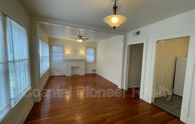 4015 SEMINOLE AVE