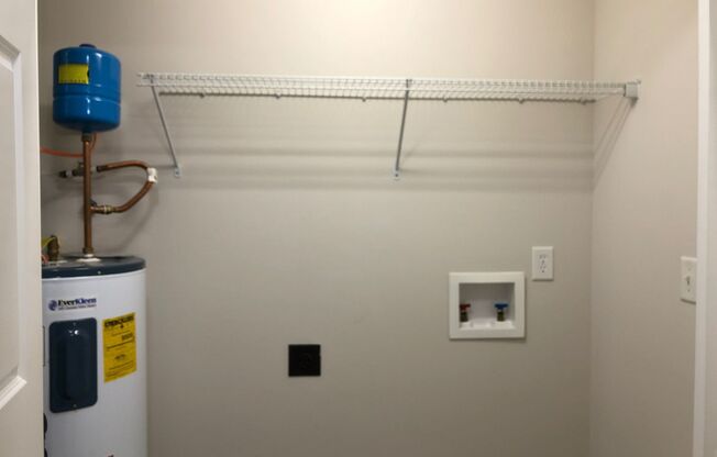 2 beds, 2 baths, 1,131 sqft, $1,475, Unit 2782-6