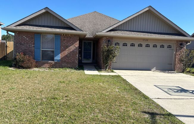 **Charming 3-Bedroom, 2-Bath Home for Rent in West Gulfport, MS!**