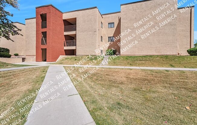 1340 N Recker Rd