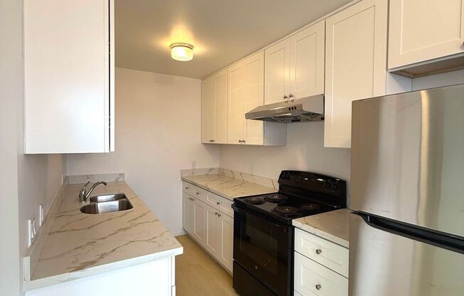 1 bed, 1 bath, 800 sqft, $2,395, Unit Unit 6