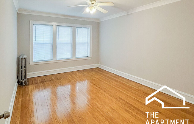 1831 W Winona St