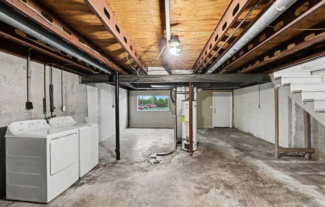 3 beds, 2.5 baths, 1,300 sqft, $1,495, Unit Chapel Dr-6825