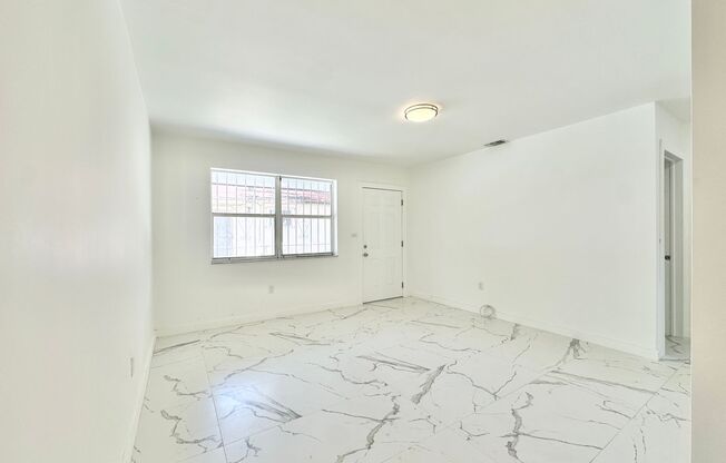 Freshly remodelled 2bed/1bath in a duplex close to Wynwood: for rent now @ $ 2,200.00!