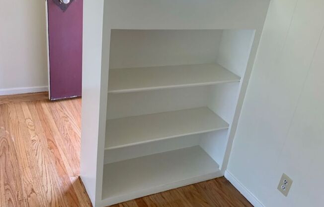 G1 | 139-141 Hobart Avenue