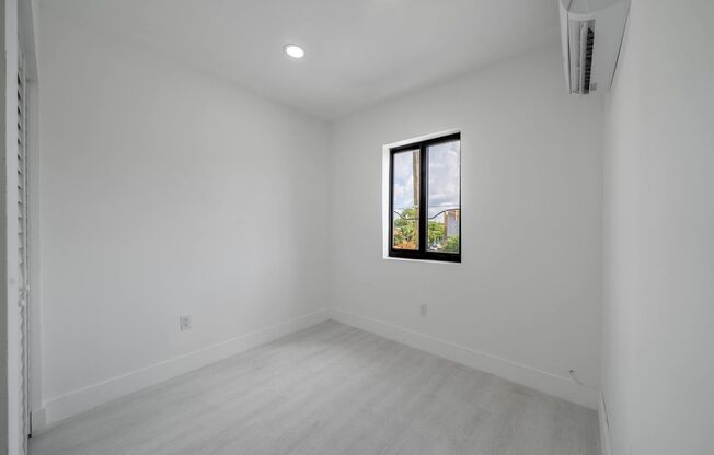 2 beds, 1 bath, 532 sqft, $2,200, Unit APT_08