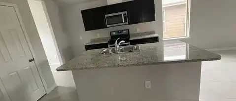 2317 RESTFUL LN