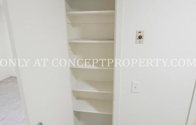 2 beds, 1.5 baths, 1,052 sqft, $1,599, Unit 1497A