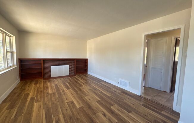COMPLETELY RENOVATED 2/bed 2 bath in Reno!
