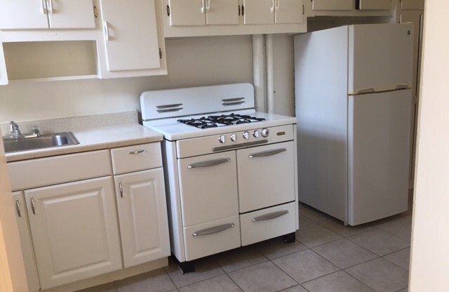 1 bed, 1 bath, 550 sqft, $1,500, Unit 107