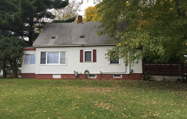Beautiful 3 bedroom 1 bath home in St. Paul