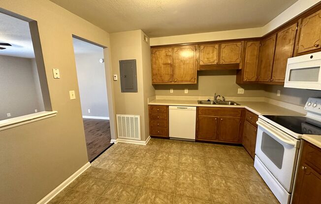 Two Bedroom Pet Friendly Apartment For Rent Near Post!