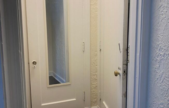 Studio, 1 bath, 308 sqft, $1,250, Unit Bayard Manor 307