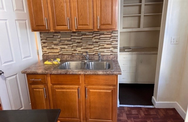 36 LYNDE