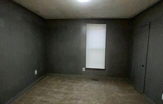 3 beds, 1 bath, $900