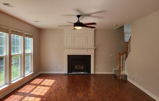 4 bedroom home in Victoria Bay