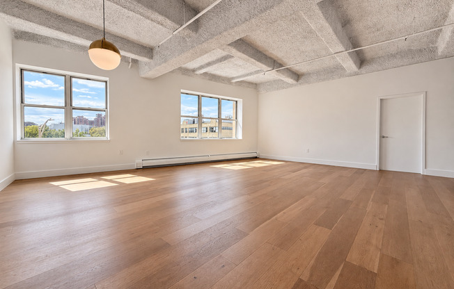 2 beds, 1 bath, 1,400 sqft, $6,275, Unit 5M