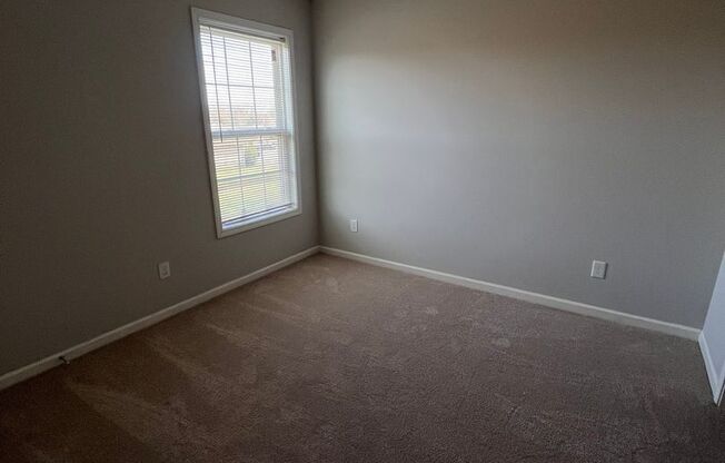 2 beds, 2 baths, $900, Unit 406B