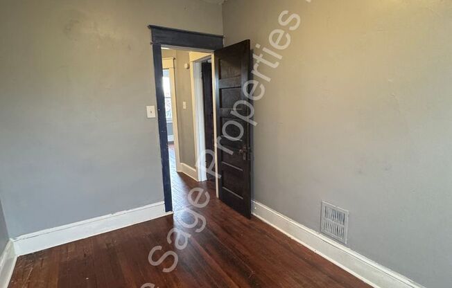 3 beds, 1 bath, 1,063 sqft, $1,595, Unit Unit 1