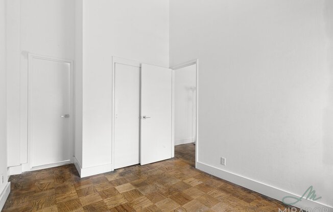 1 bed, 1 bath, $4,200, Unit 12B