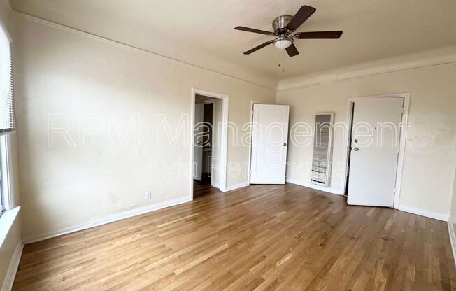 1154 S NORMANDIE AVE