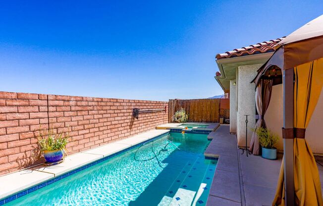 South Summerlin Single Story Pool And Spa Home