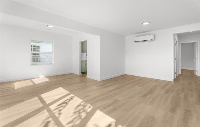 5312 Radford (#554)
