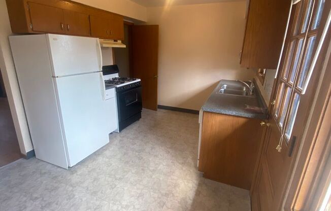 2 beds, 1 bath, 1,200 sqft, $1,499, Unit 2103-4