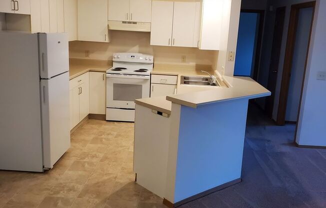 2 beds, 1 bath, 1,010 sqft, $1,269, Unit PL   4103