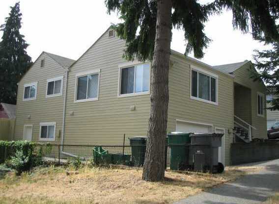 3 beds, 1 bath, 1,500 sqft, $2,895, Unit Upper