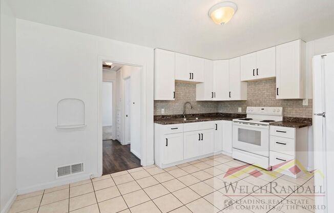 3 beds, 1 bath, $1,445