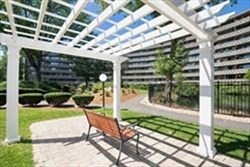 2 beds, 1 bath, 810 sqft, $3,000, Unit T35