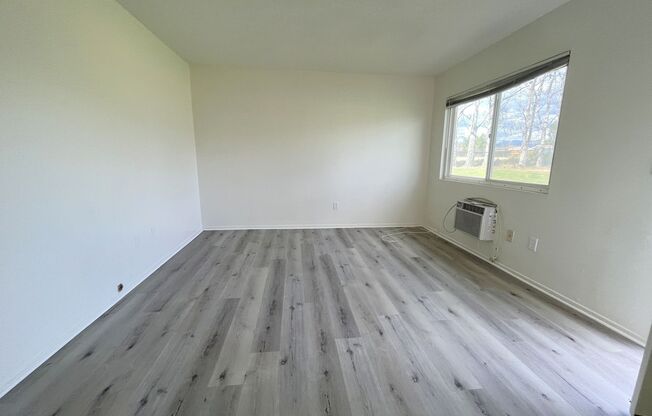 Walnut Ave Apartments