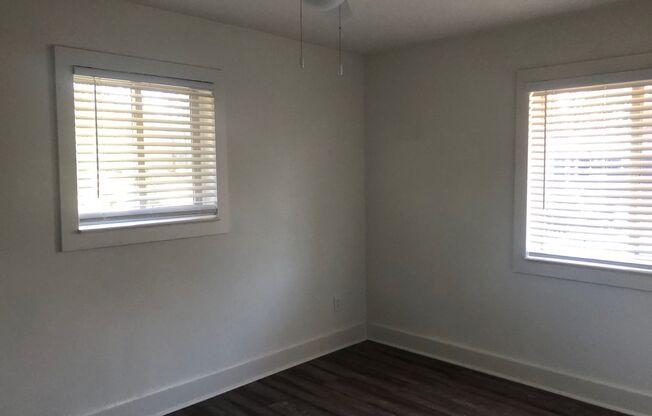 2 beds, 1 bath, 700 sqft, $1,750, Unit 218-07