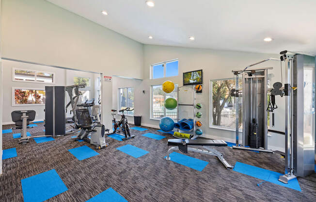 the preserve at ballantyne commons fitness room with exercise equipment