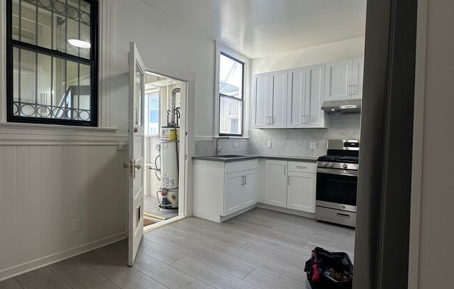 3362-3368 16th Street (1176r)
