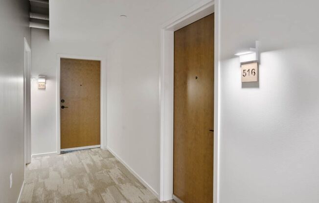 Studio, 1 bath, 400 sqft, $1,195, Unit 516