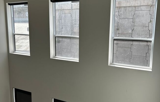 1 bed, 1.5 baths, 941 sqft, $1,765, Unit 224 - L1085 LOFT