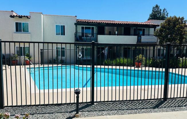 111 Tustin Plaza Apartments
